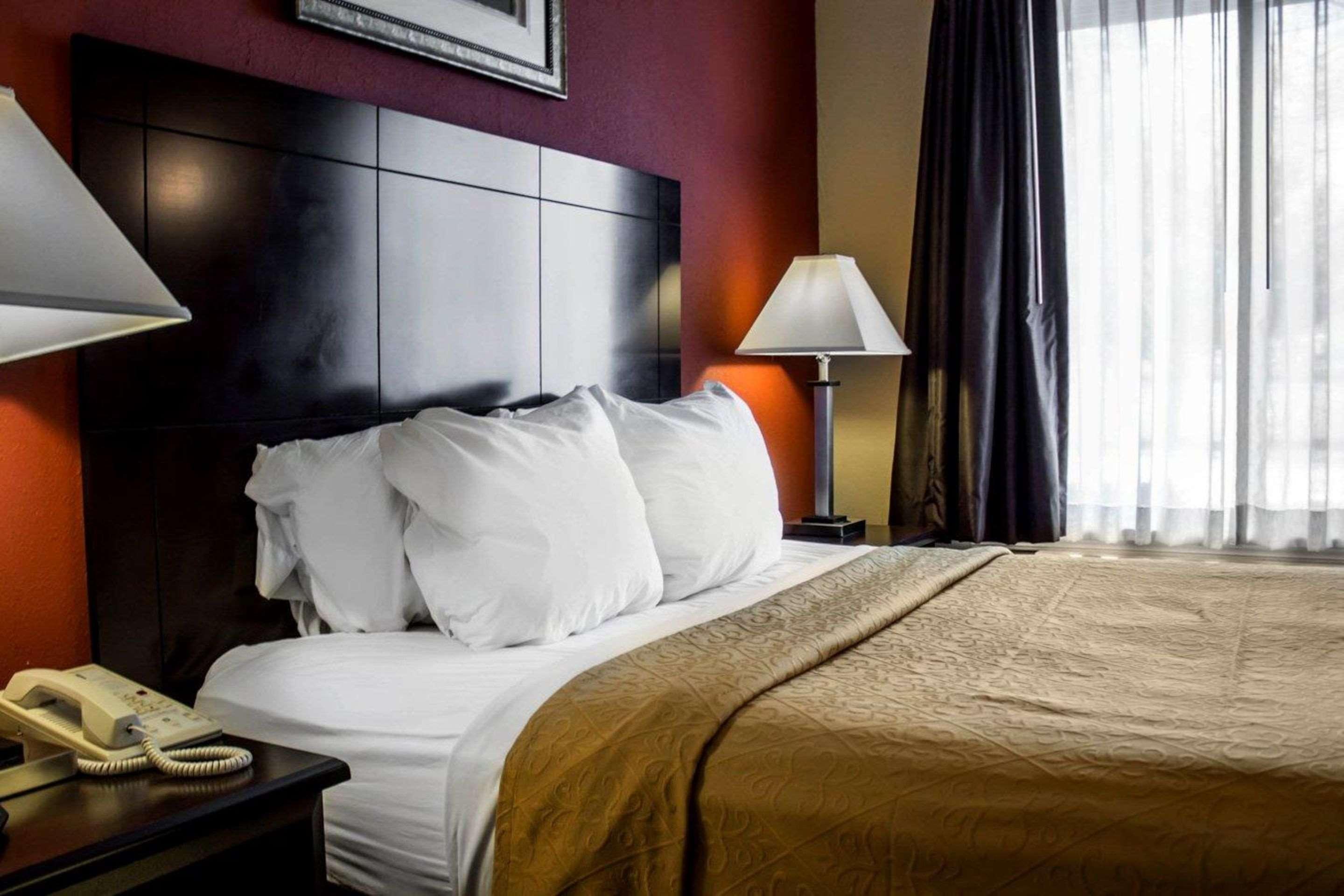 Quality Inn Brunswick Cleveland South Eksteriør billede