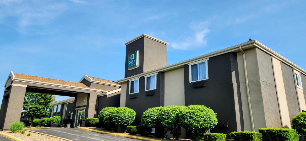 Quality Inn Brunswick Cleveland South Eksteriør billede
