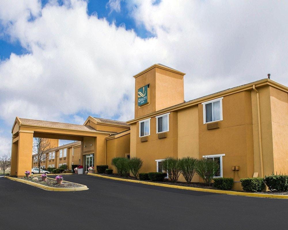 Quality Inn Brunswick Cleveland South Eksteriør billede